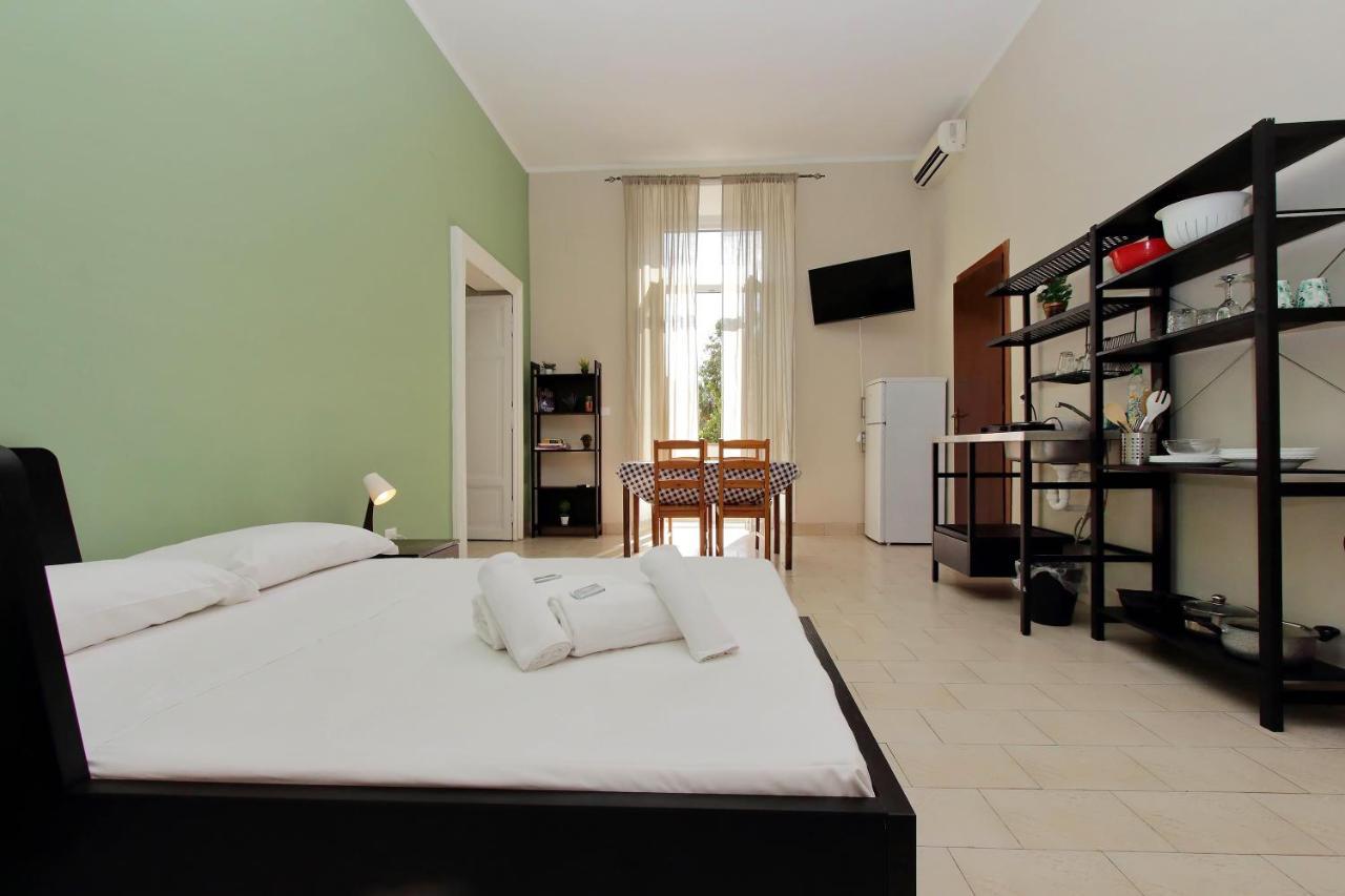 Residence Apartment Lucky Stars Roma Ngoại thất bức ảnh